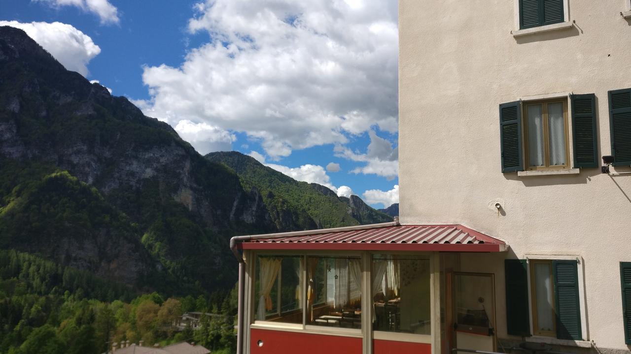 La Valle Del Drago Hotel Piazza Brembana Luaran gambar